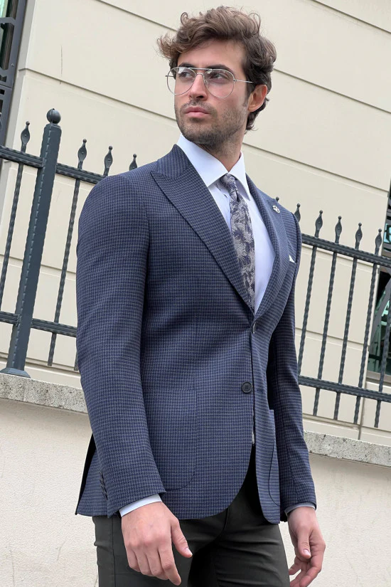Elegant Checkered Blazer For Men