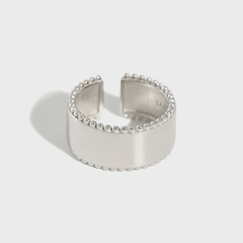 Elegant Beaded Edge Adjustable Ring