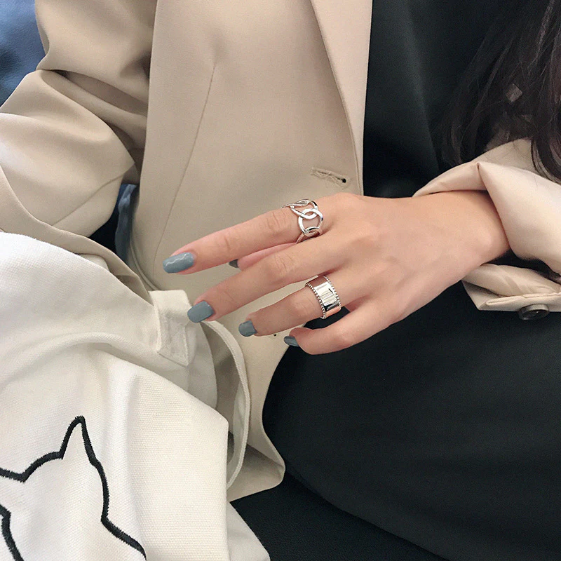 Elegant Beaded Edge Adjustable Ring