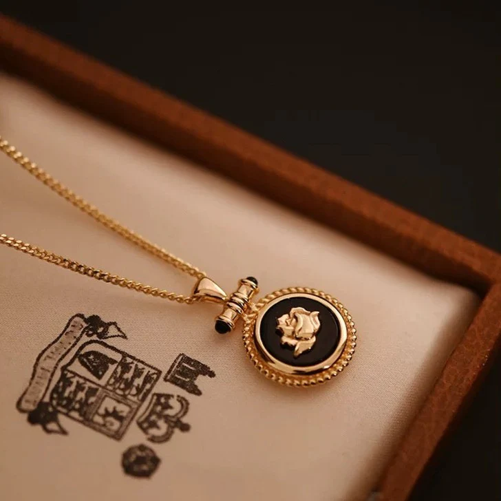 Chic Double-Layer Faux Gold Necklace